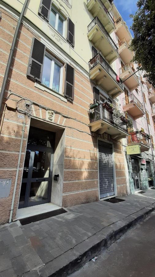 Casa Corso Colombo Lejlighed Savona Eksteriør billede